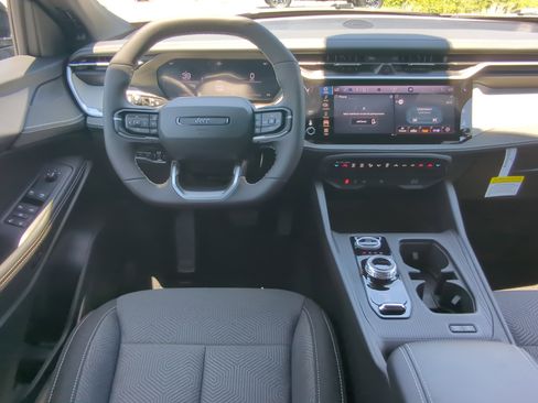 New 2026 Jeep Cherokee Laredo AWD/4WD image 15