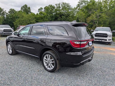 Used 2024 Dodge Durango GT AWD/4WD image 3