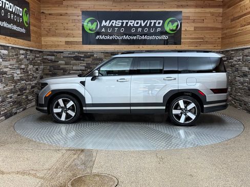 Used 2025 Hyundai Santa Fe Limited AWD/4WD image 6