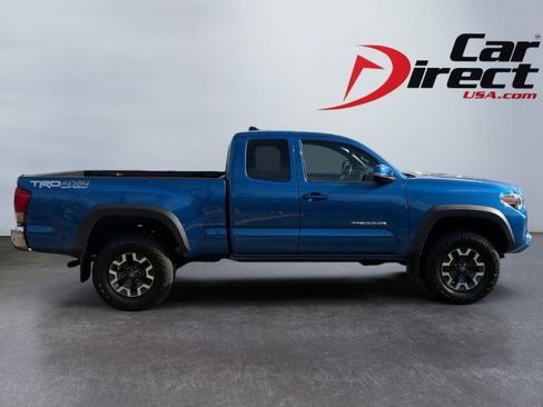 Used 2016 Toyota Tacoma TRD Off-Road w/ Towing Package image 13
