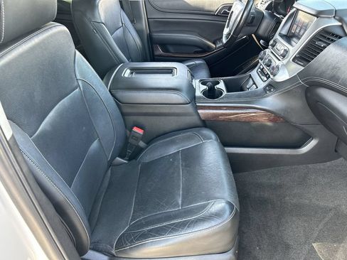 Used 2018 GMC Yukon SLT w/ Premium Edition AWD/4WD image 11