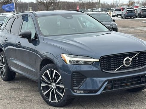 Used 2023 Volvo XC60 B5 Plus w/ Climate Package image 2