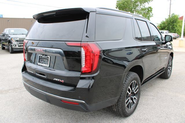 Used 2023 GMC Yukon AT4 w/ AT4 Premium Package AWD/4WD image 5
