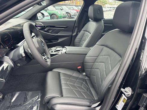 New 2026 BMW 530i w/ Executive Package image 20