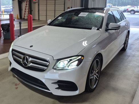 Used 2019 Mercedes-Benz E 450 4MATIC Wagon image 2