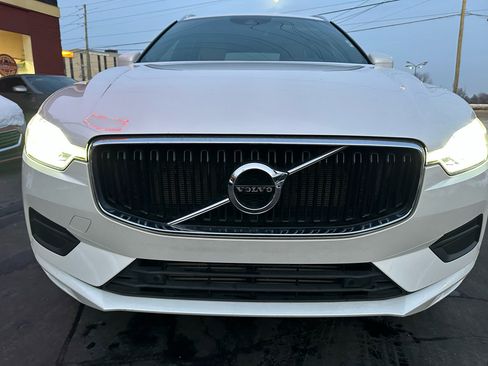 Used 2019 Volvo XC60 T5 Momentum w/ Multimedia Package image 16