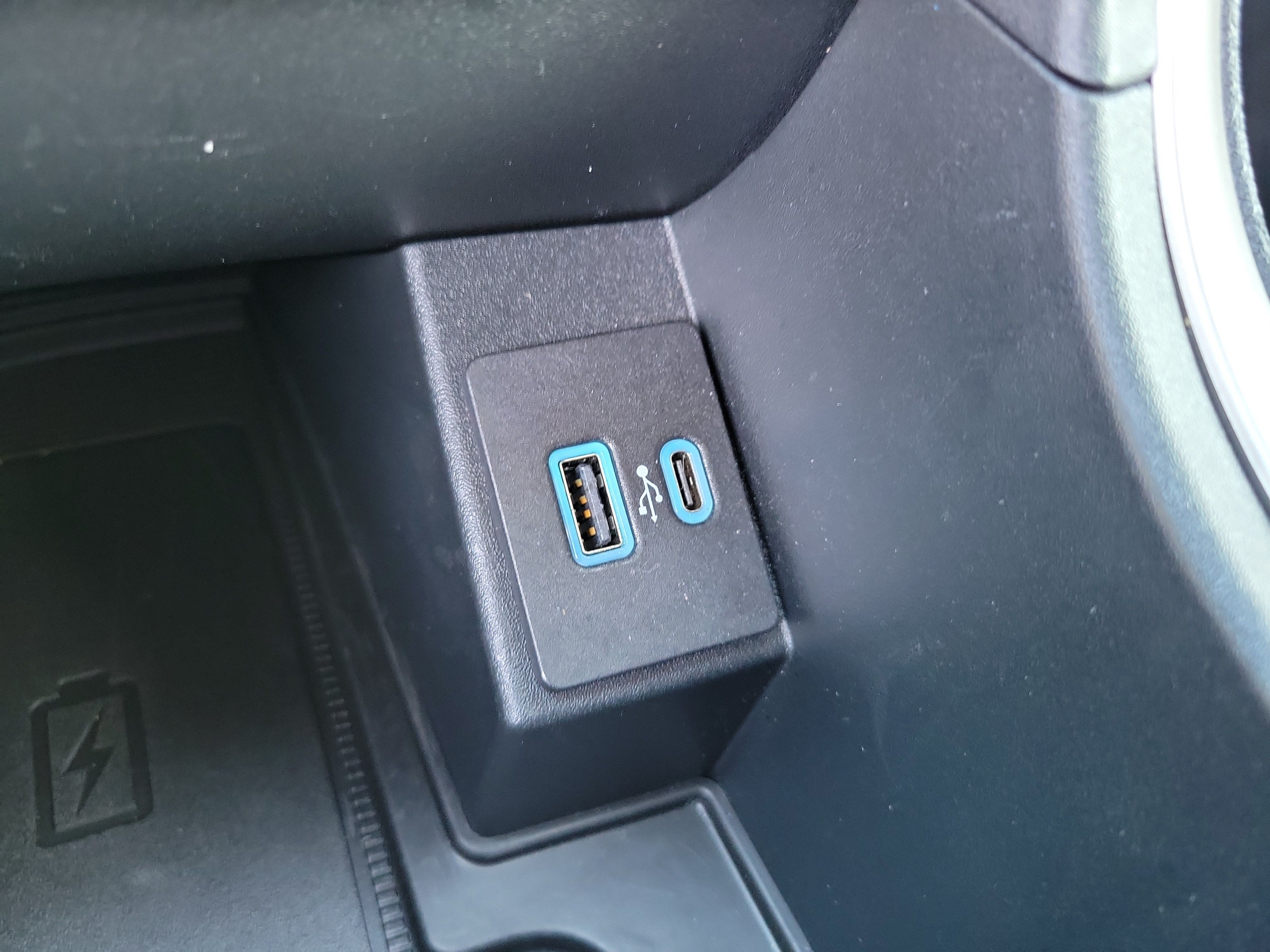 Used 2024 Ford Edge SEL w/ Convenience Package AWD/4WD image 18