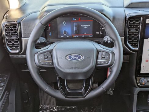 New 2025 Ford Ranger XLT w/ Equipment Group 301A High AWD/4WD image 21