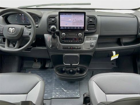 New 2024 RAM ProMaster 3500 w/ Premium Convenience Group image 33