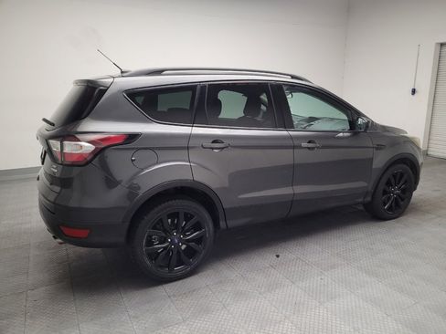 Used 2018 Ford Escape SE w/ SE Sport Appearance Package FWD image 10