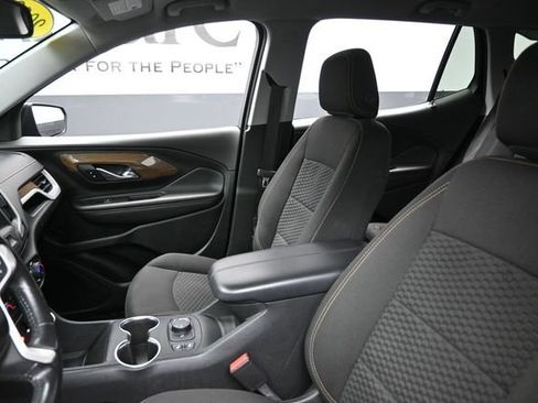 Used 2019 GMC Terrain SLE w/ Driver Convenience Package AWD/4WD image 17
