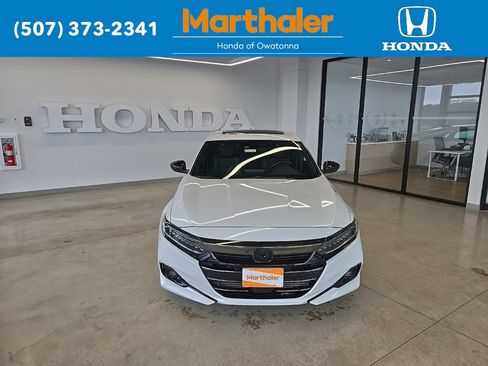 Used 2021 Honda Accord Sport image 8