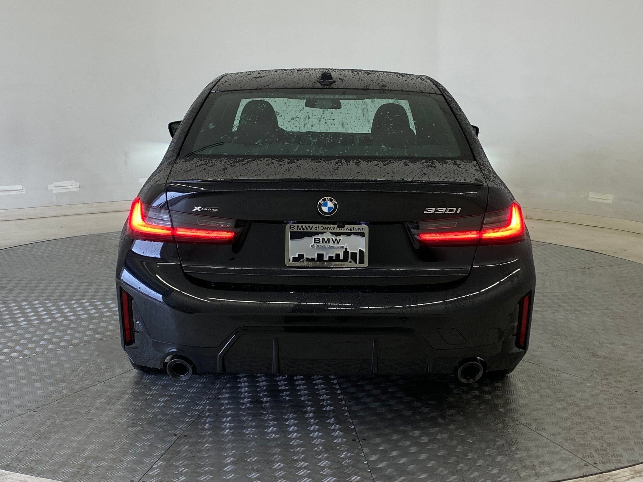 Used 2026 BMW 330i xDrive Sedan w/ M Sport Package AWD/4WD image 9