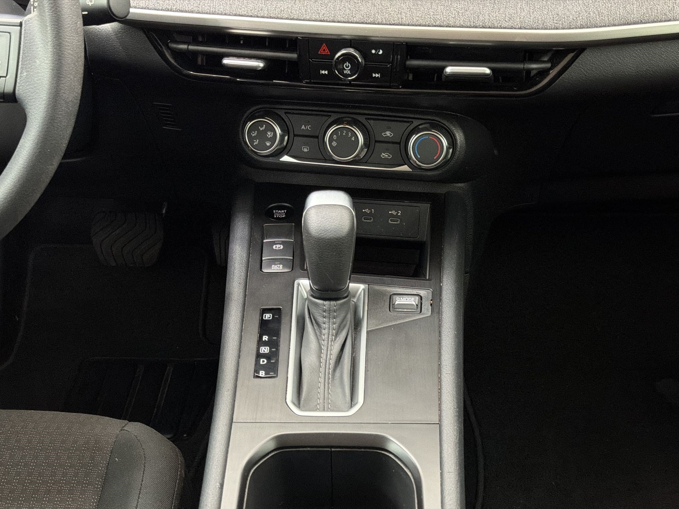 Used 2026 Nissan Kicks S FWD image 18
