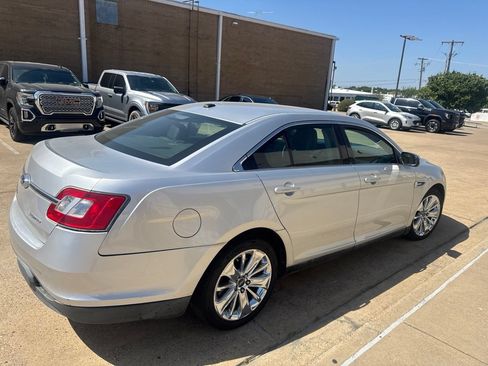 Used 2011 Ford Taurus Limited FWD image 4