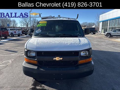 Used 2015 Chevrolet Express 2500 RWD image 22