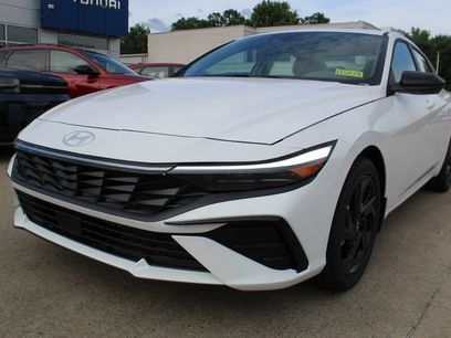 New 2026 Hyundai Elantra SEL Sport Premium