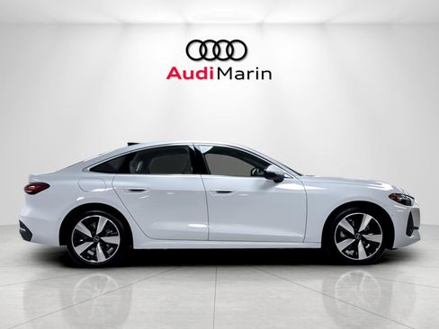 Used 2025 Audi A5 2.0T Premium Plus w/ Premium Plus AWD/4WD image 6