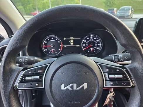 Used 2024 Kia Forte LXS FWD image 26