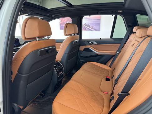 New 2026 BMW X5 xDrive40i w/ M Sport Package AWD/4WD image 43