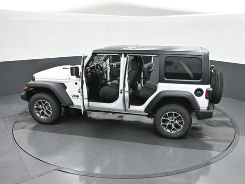 Used 2025 Jeep Wrangler Unlimited Sport AWD/4WD image 50