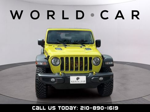 Used 2022 Jeep Wrangler Rubicon w/ Cold Weather Group AWD/4WD image 17