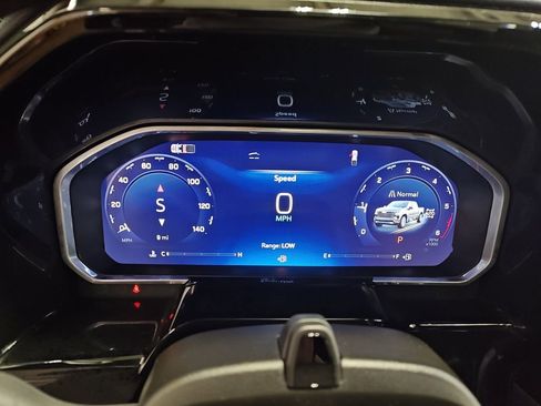 New 2026 Chevrolet Silverado 1500 High Country w/ Technology Package image 18