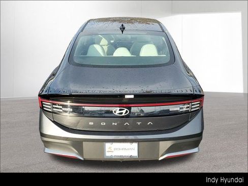 Certified 2025 Hyundai Sonata SE image 41