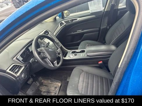 Used 2020 Ford Fusion SE FWD image 3