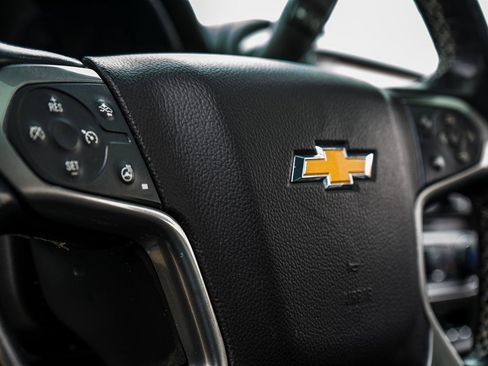 Used 2018 Chevrolet Silverado 1500 LTZ Z71 w/ Redline Edition image 29