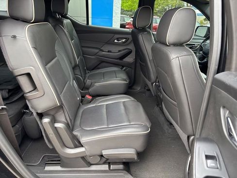 Used 2023 Chevrolet Traverse Premier w/ Redline Edition AWD/4WD image 41