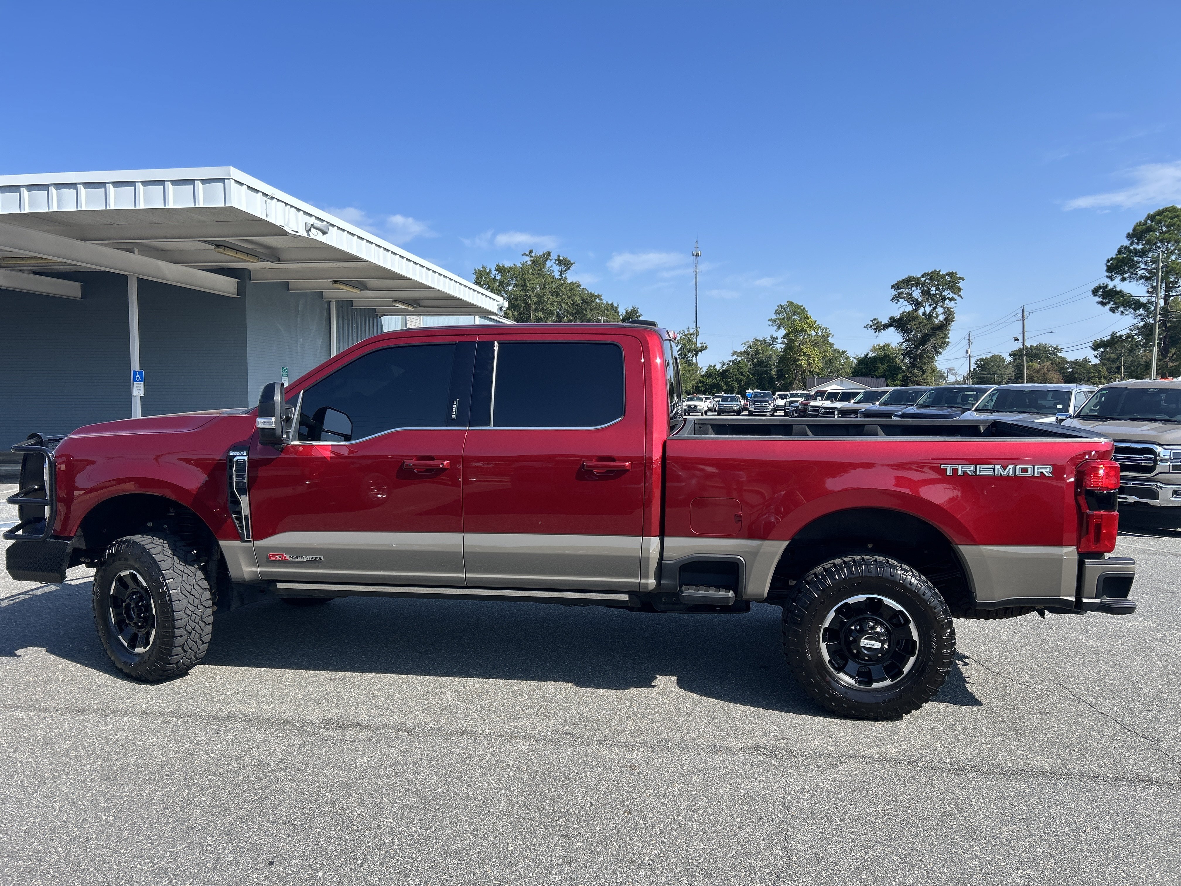 Certified 2026 Ford F250 King Ranch w/ Tremor Off-Road Package AWD/4WD image 4