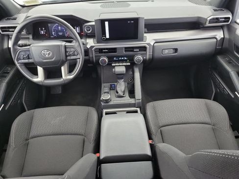 Used 2025 Toyota 4Runner SR5 AWD/4WD image 14