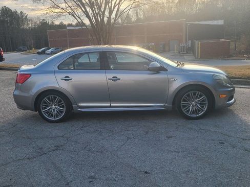Used 2011 Suzuki Kizashi Sport SLS image 6