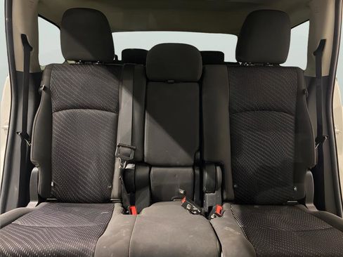 Used 2017 Dodge Journey SE w/ Flexible Seating Group image 10