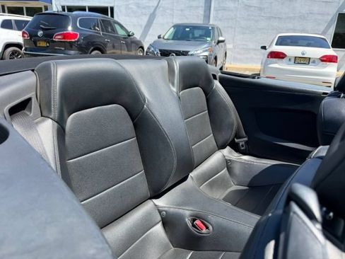 Used 2015 Ford Mustang GT Premium RWD image 13