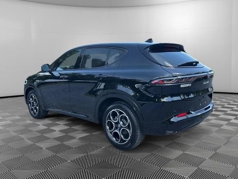 Used 2025 Alfa Romeo Tonale AWD/4WD image 3