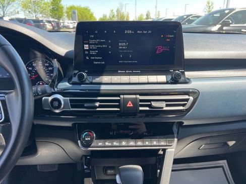 Certified 2023 Kia Seltos S w/ Navigation Package AWD/4WD image 17