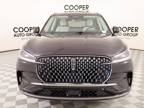 New 2026 Lincoln Aviator Reserve image 9