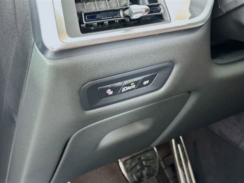 New 2026 BMW X6 M60i image 14