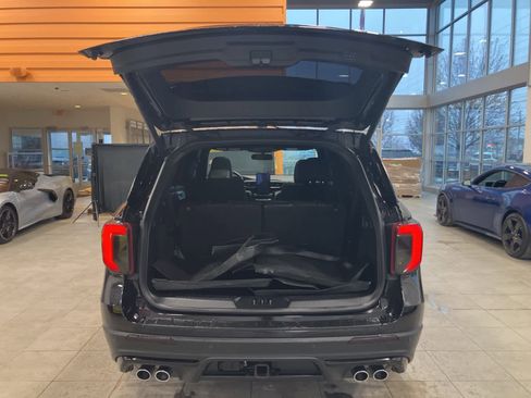 Used 2022 Ford Explorer ST w/ Equipment Group 401A image 31