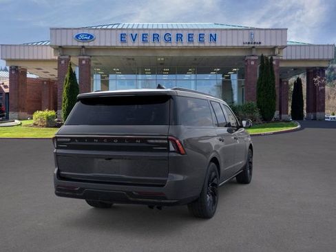 New 2025 Lincoln Navigator L Reserve w/ Jet Appearance Package image 8