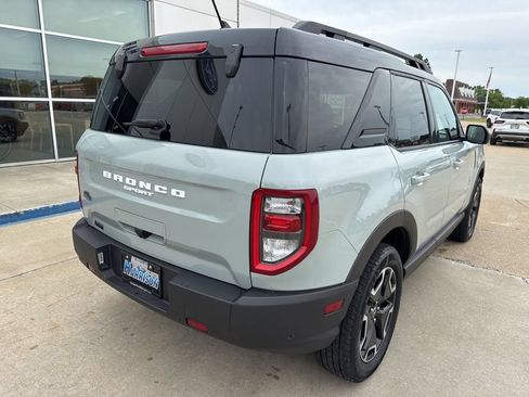 Used 2022 Ford Bronco Sport Outer Banks w/ Tech Package AWD/4WD image 5