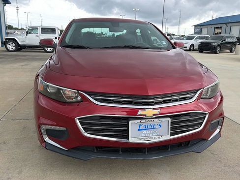 Used 2017 Chevrolet Malibu LT FWD image 5