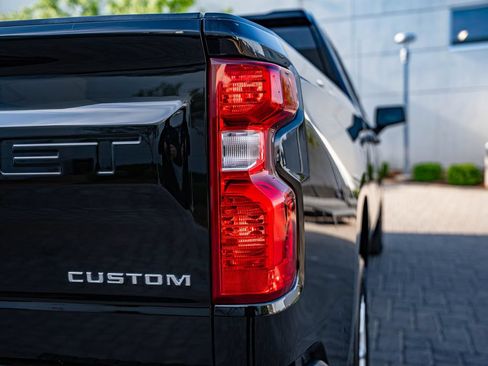 Used 2024 Chevrolet Silverado 1500 Custom RWD image 15