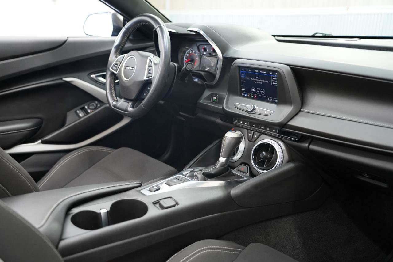 Used 2021 Chevrolet Camaro LT RWD image 21