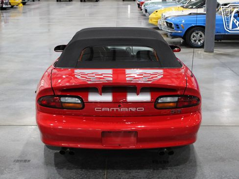 Used 2002 Chevrolet Camaro Z28 w/ SS Performance/Appearance Pkg image 36
