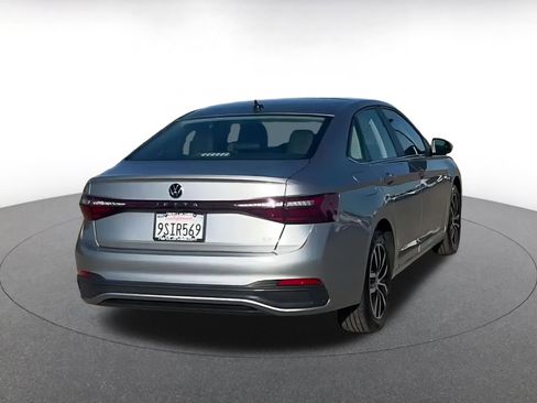 Used 2025 Volkswagen Jetta SE image 12