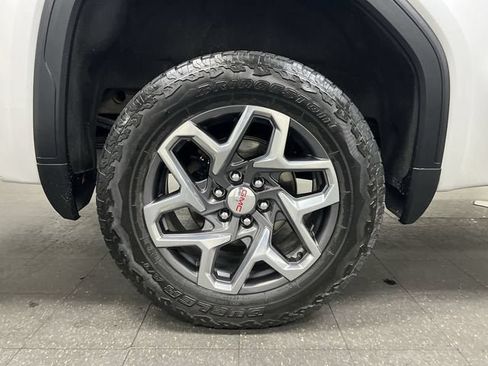Certified 2023 GMC Sierra 1500 SLT w/ SLT Convenience Package AWD/4WD image 32
