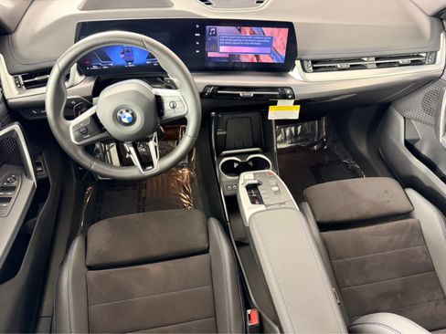 Used 2025 BMW X1 xDrive28i w/ Premium Package AWD/4WD image 14
